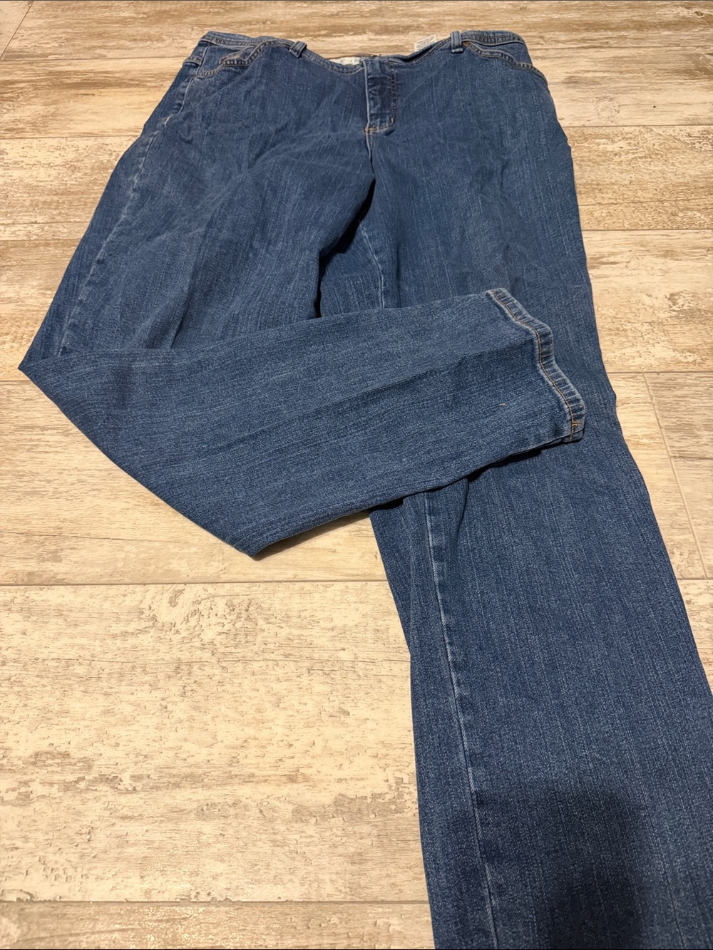 Classic Women’s Straight Leg Jeans - Dark Blue